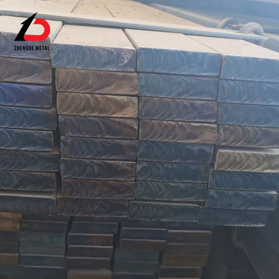 एआईएसआई डीआईएन उच्च कार्बन स्टील फ्लैट बार OEM ESR SKD61 के साथ 5 मिमी हल्के स्टील फ्लैट बार