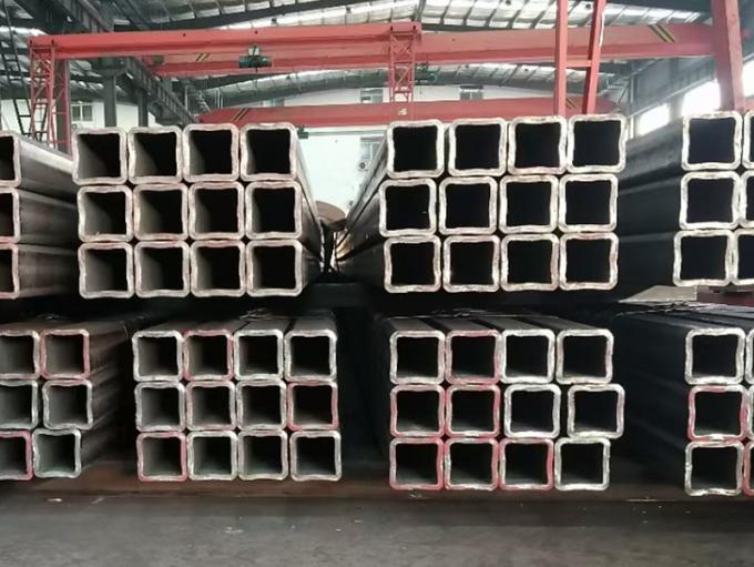 Ss400 Q195 Q215 20*20 25*25 30*30 100*100 200*200 20*40 30*40 ब्लैक कार्बन स्टील वेल्डेड/सीमलेस स्क्वायर रेक्टांगल पाइप/ट्यूब 3